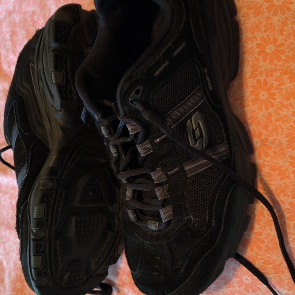 Sketchers black SPORT Men's USA 9.5, UK 8.5 - Picture 9 of 9
